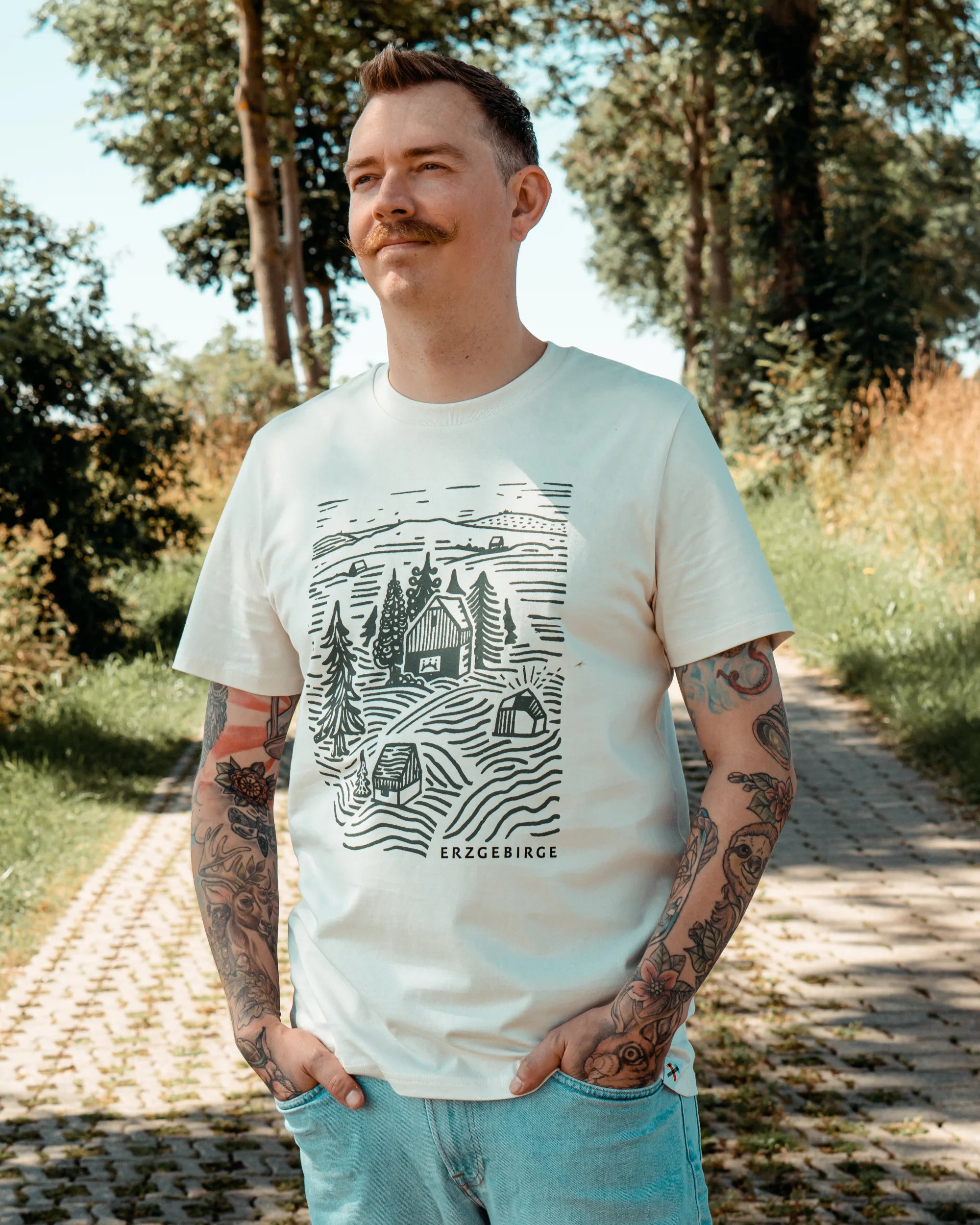 Unisex T-Shirt "MEI HAISL"
